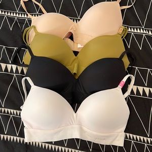 Victoria sScret Wireless bra